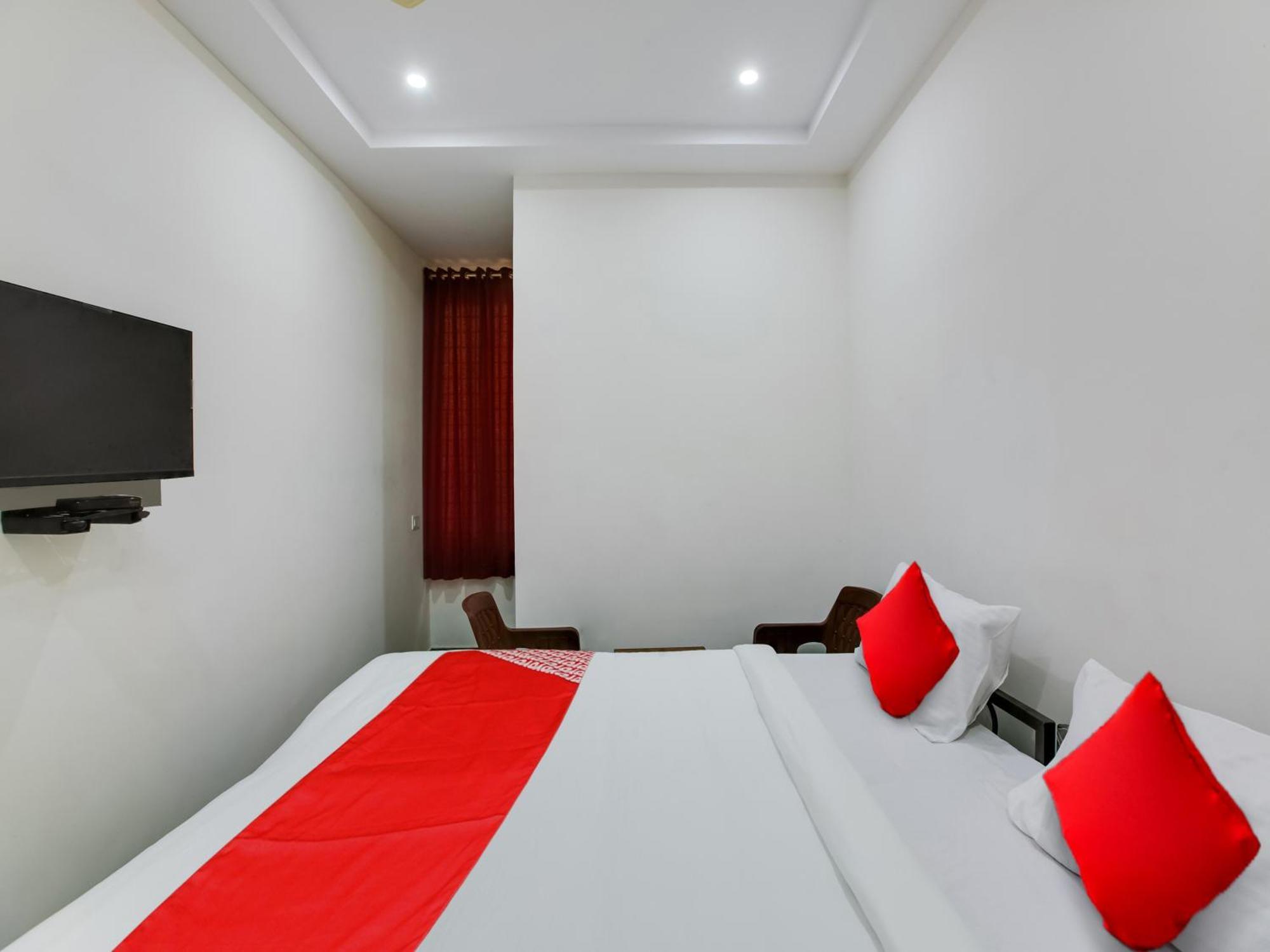 Hotel O Manjushree Boarding & Lodging Nearby Dr.Br Ambedkar Stadium Basveshwar Nagar 班加罗尔 外观 照片